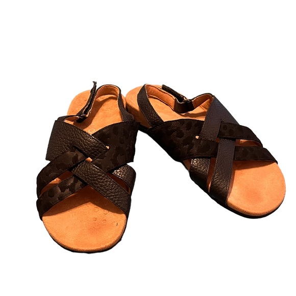 Vionic Eira Leather Backstrap Sandal Black - Picture 2 of 8